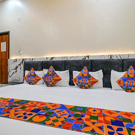 Fabexpress Orbit Hotel Ujjain Bagian luar foto