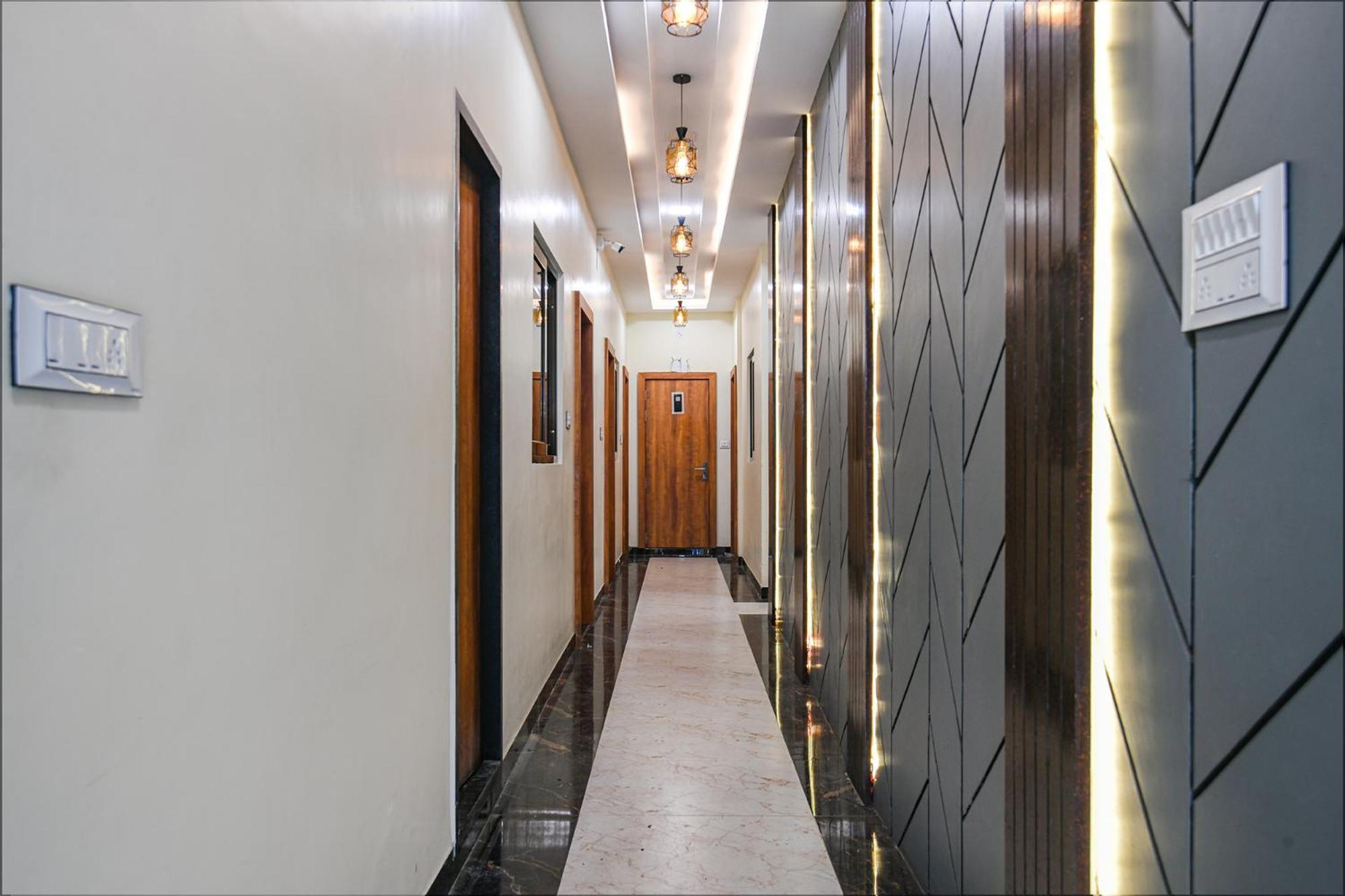 Fabexpress Orbit Hotel Ujjain Bagian luar foto